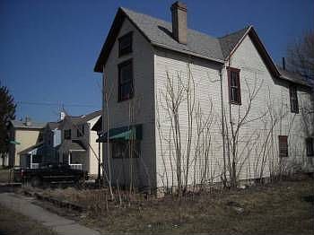2nd image of 50 S Van Lear St