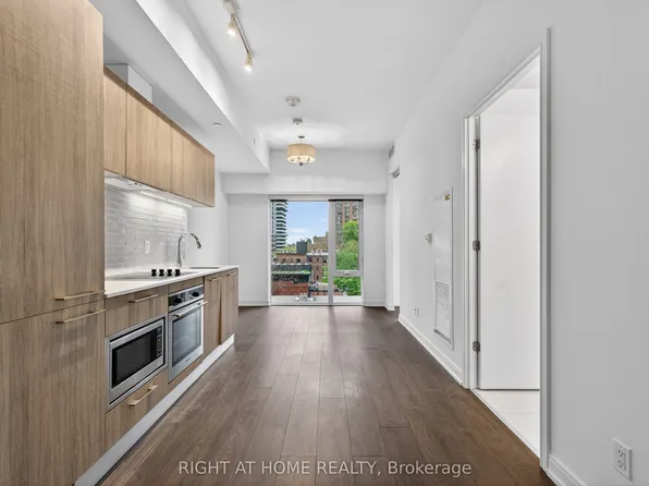 3 Gloucester St #512, Toronto, ON M4Y 1L8