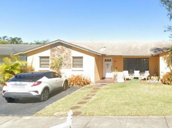 13935 SW 106th Ter, Miami, FL 33186