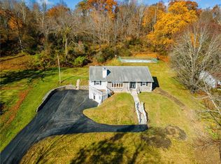 226 Glenmere Rd, Chester, NY 10918