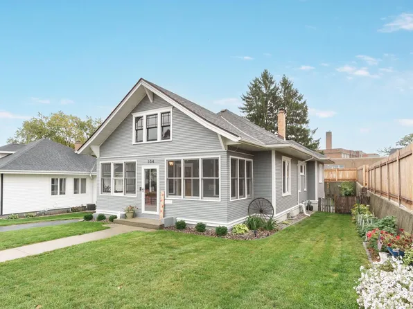 104 East Oak Grove STREET, Juneau, WI 53039