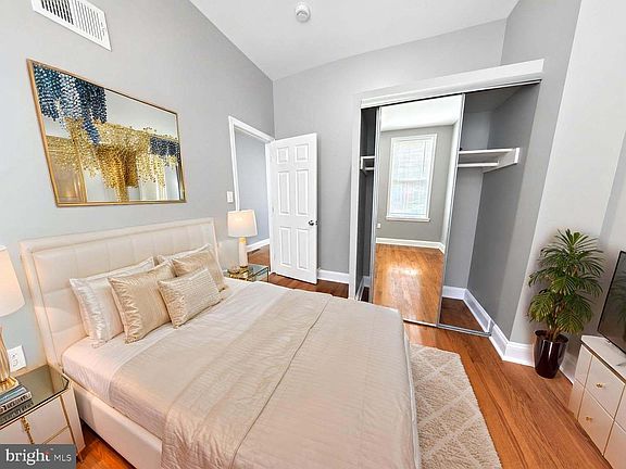 4th image of 2222 N 10th St