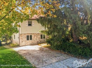 251 Martin Pl, Middletown, NJ 07748