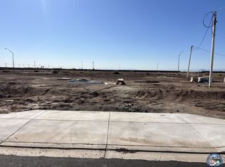 1640 Calle De Valenzuela, Brawley, CA 92227