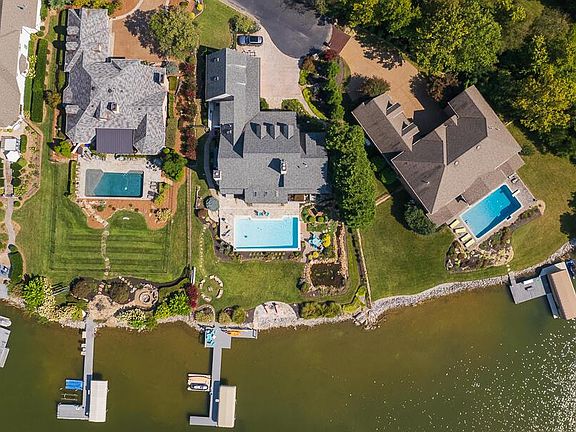 Image 5: 10509 Lakecove Way-5