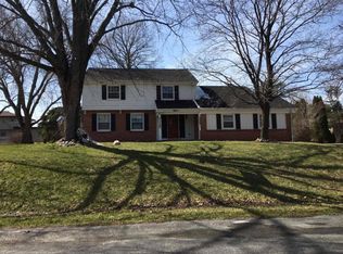 7115 N 98th St, Milwaukee, WI 53224