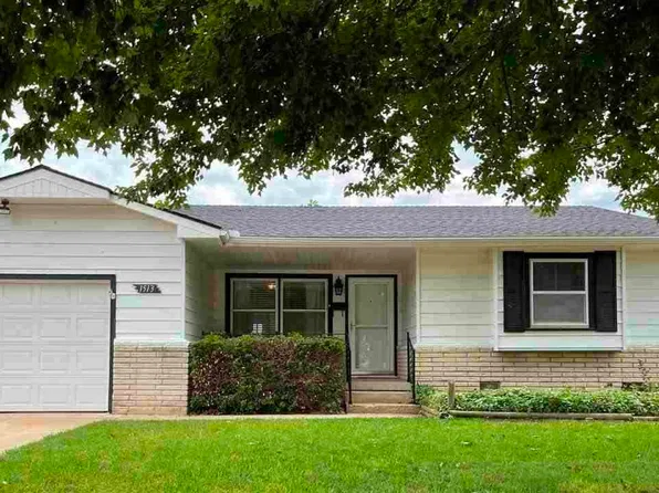 1513 Richway Dr, Ponca City, OK 74601