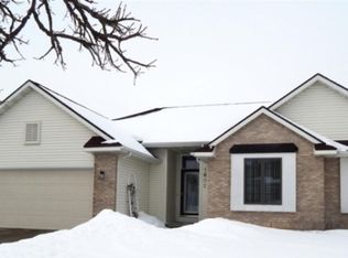 1602 Stacy Ln #B, Fort Atkinson, WI 53538