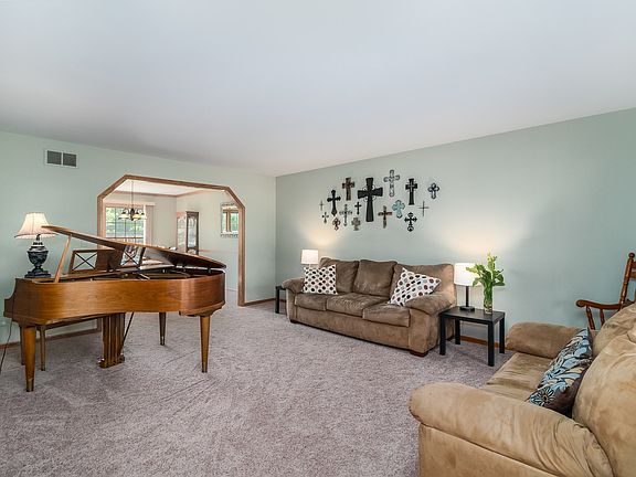 2nd image of 12641 W Arberry Ct