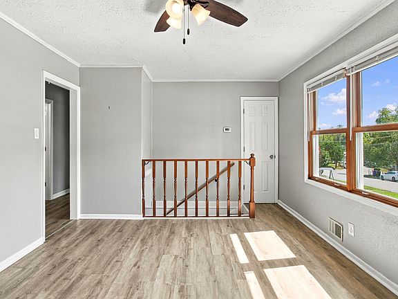 5th image of 104 Alger Rd