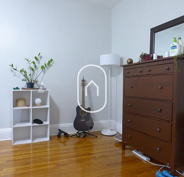 141 Sutherland Rd #1 — Photo 5