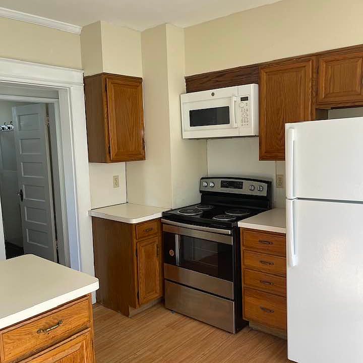 Kitchen 

Similar