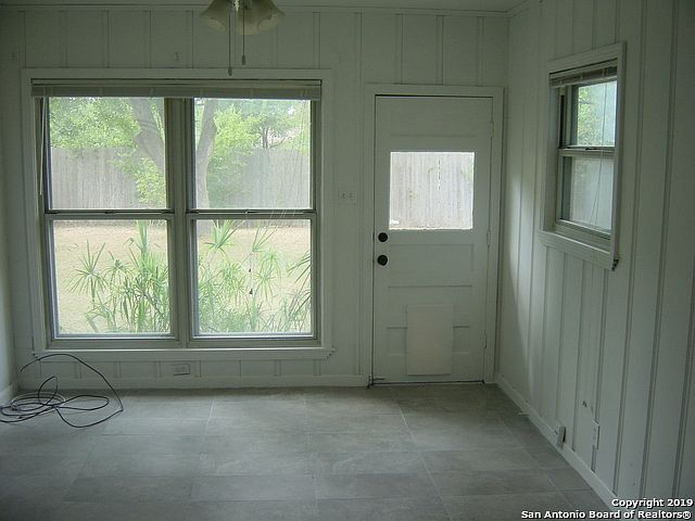 1st image of 306 Barbara Dr