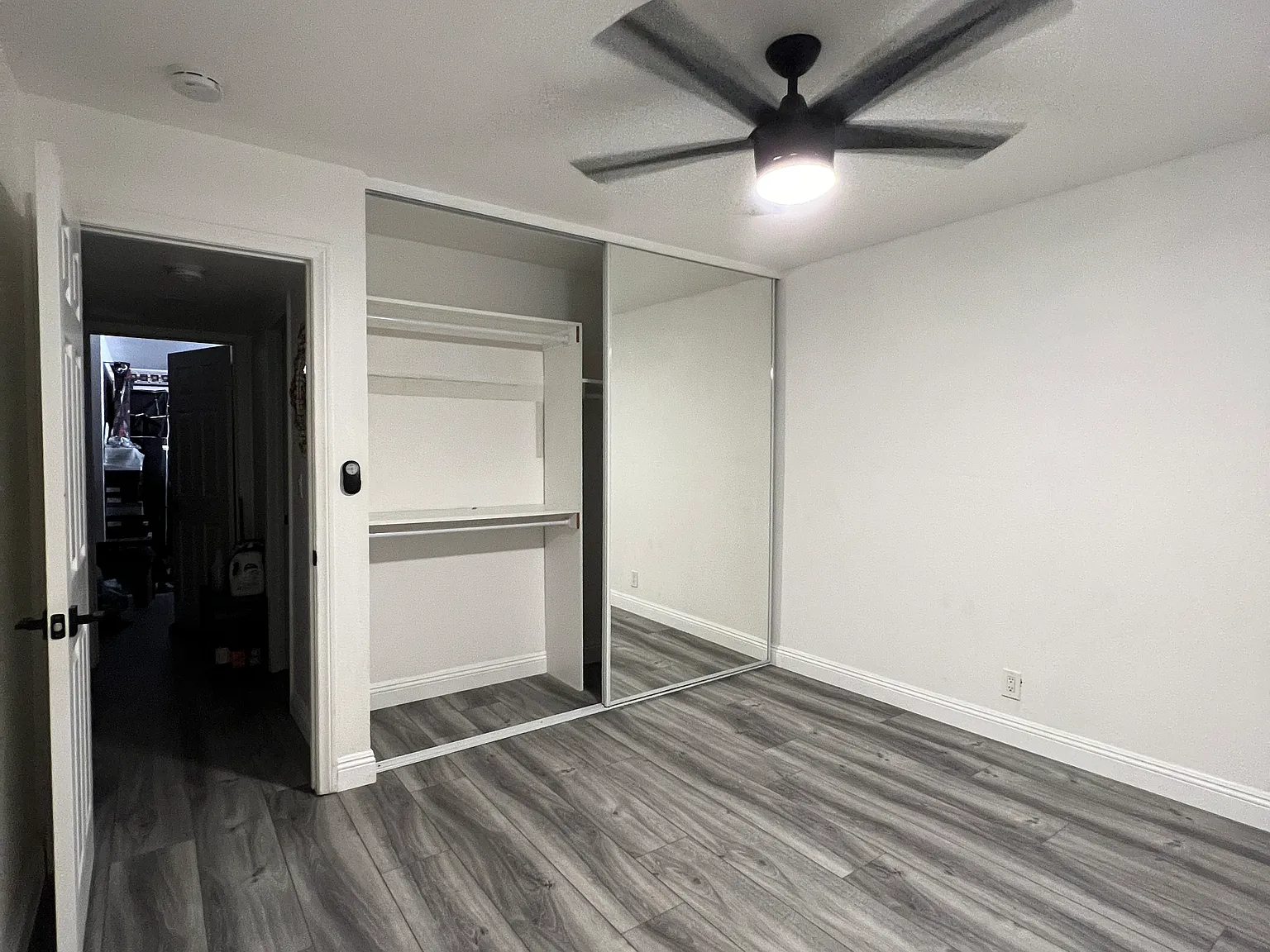 1160 E Washington Ave E — Photo 4