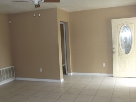 5th image of 4950 Hauck Dr
