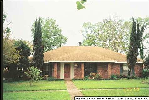 Make your appointment today to view this easy maintenance brick home.at 14642 Jester