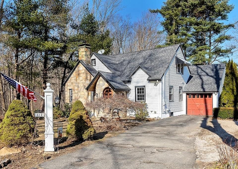 512 Mower St, Worcester, MA 01602 Zillow