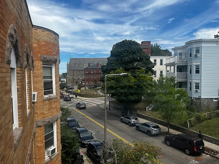 270 Bowdoin St #3A — Photo 10