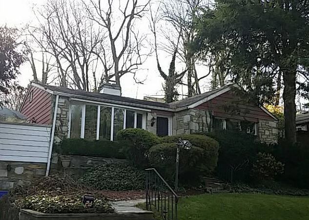 2nd image of 7915 Ivy Ln