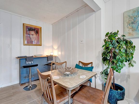 5th image of 2076 Blakewood Pl