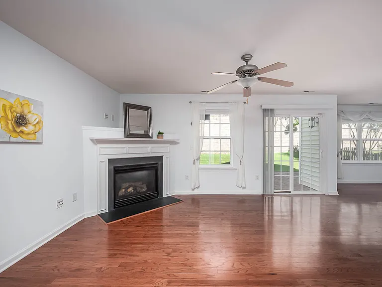 1233 Orchard Oriole Ln — Photo 11