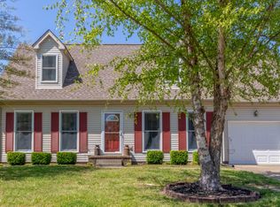 718 Cloud Dr, Clarksville, TN 37043