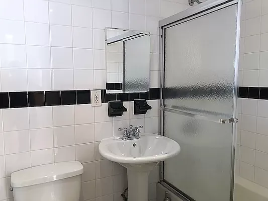 Rented by Friedman Roth Realty | media 9