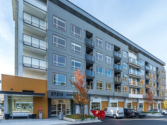 2nd image of 27215 Aldergrove Town Centre Dr #401