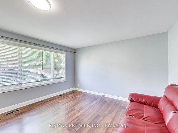 4th image of 5 Golfdale Rd