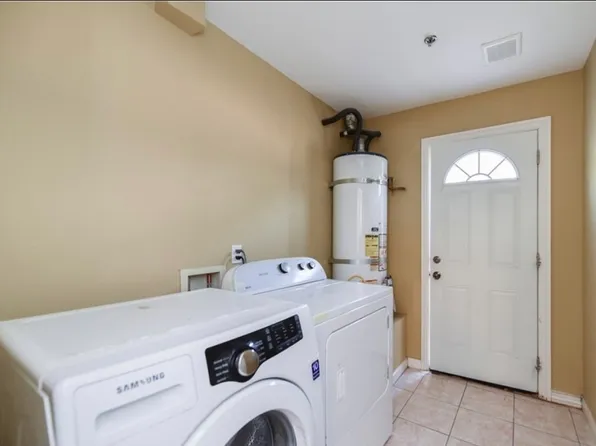 745 Huston Dr, Riverside, CA 92507