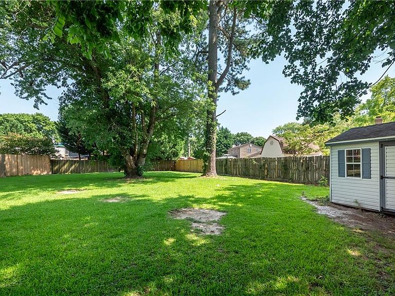 Listing photo 5