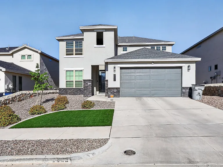 2233 Sandstone Pl — Photo 1