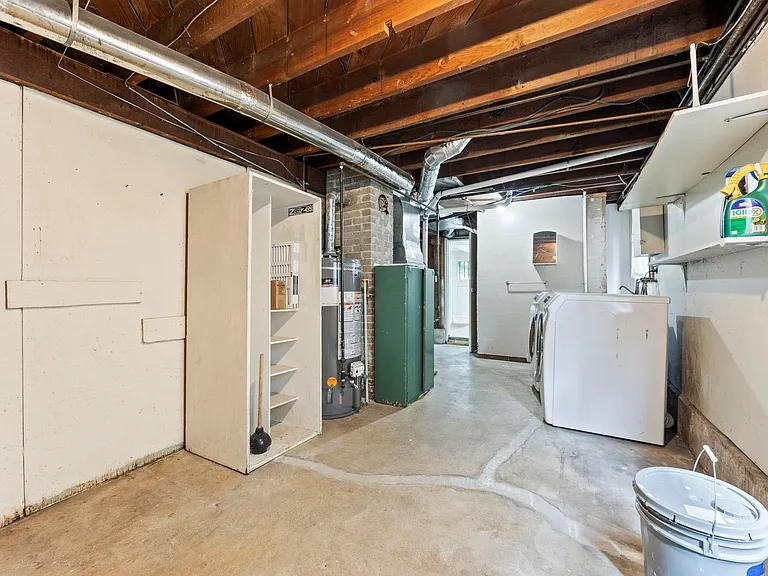 4736 Knight St — Photo 25