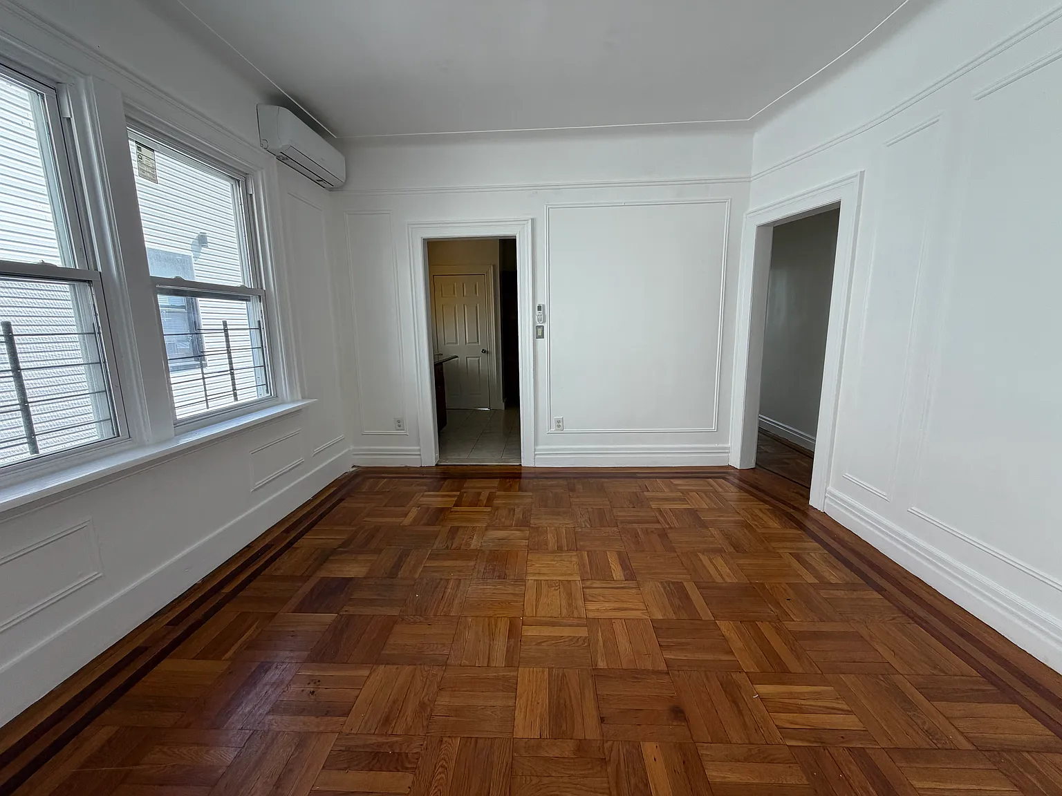 3 bed, 1000 sqft, $3,500 — Photo 4