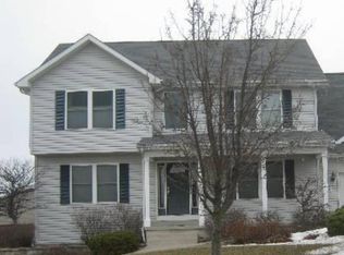 320 W 127th Pl, Crown Point, IN 46307