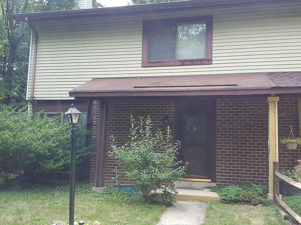 1st image of 7627 Woodbine Dr