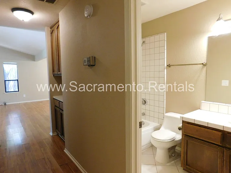 7452 Santa Susana Way — Photo 13