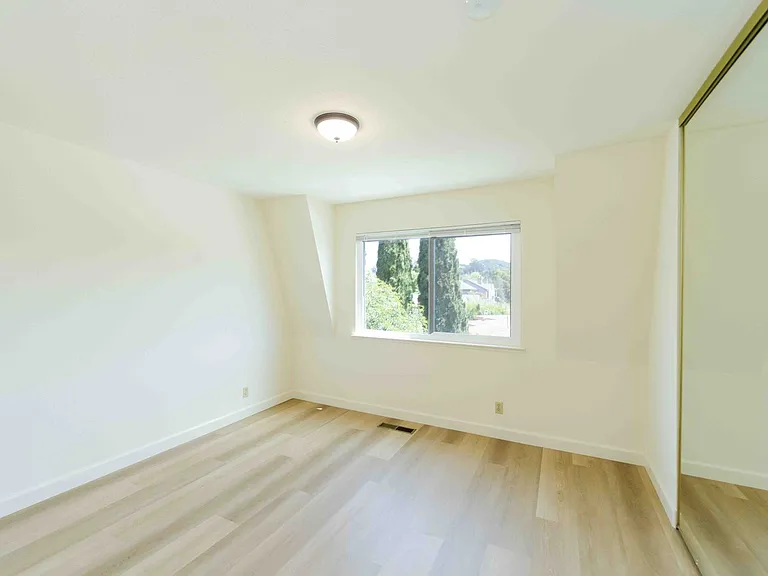 4811 Appian Way — Photo 23