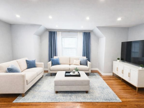 20-50 Hazen St #2B