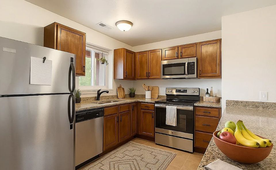 1st image of 323-325 Overbrook Blvd #B