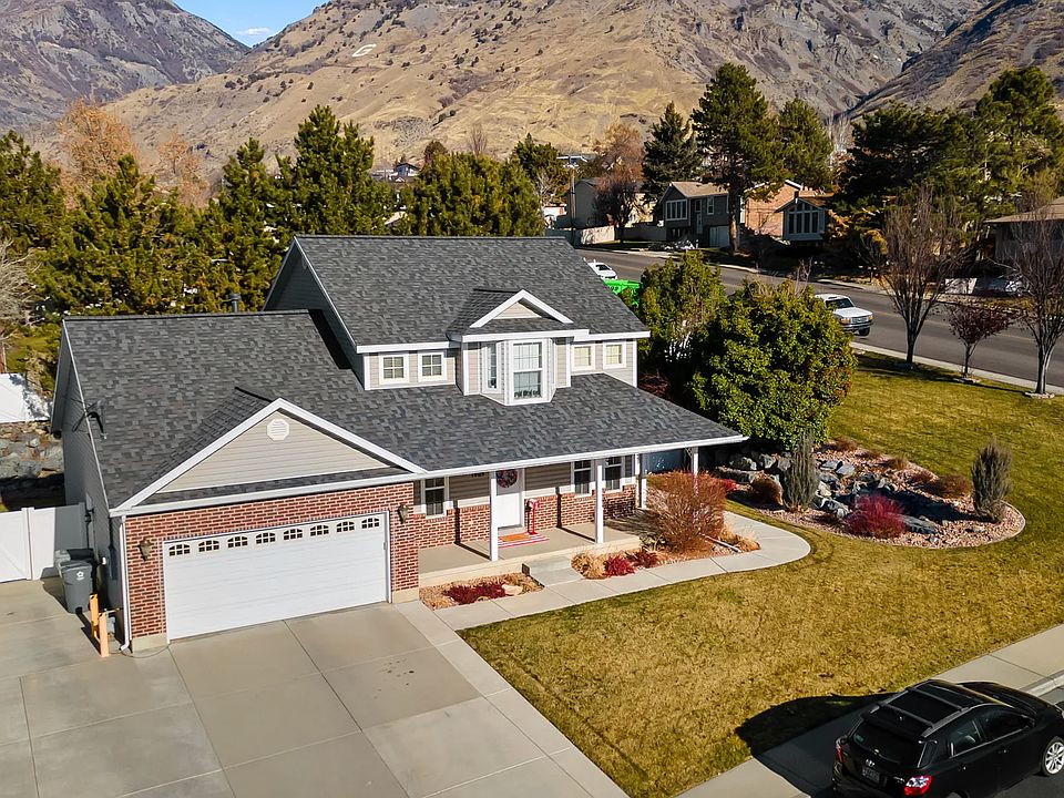 1st image of 1485 E Navajo Dr