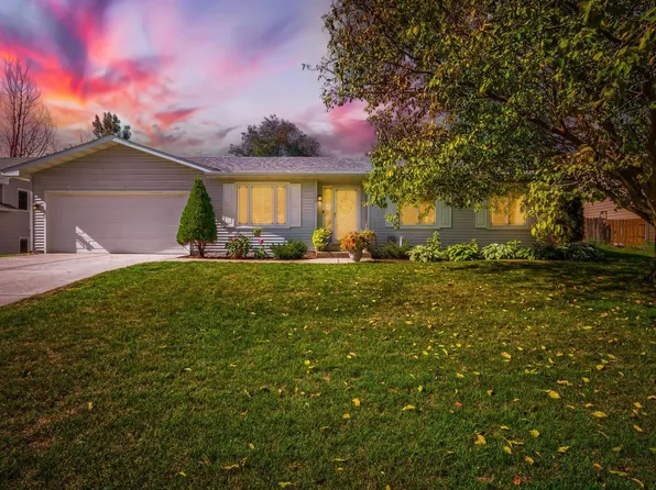 7944 Grinnell Way, Lakeville, MN 55044