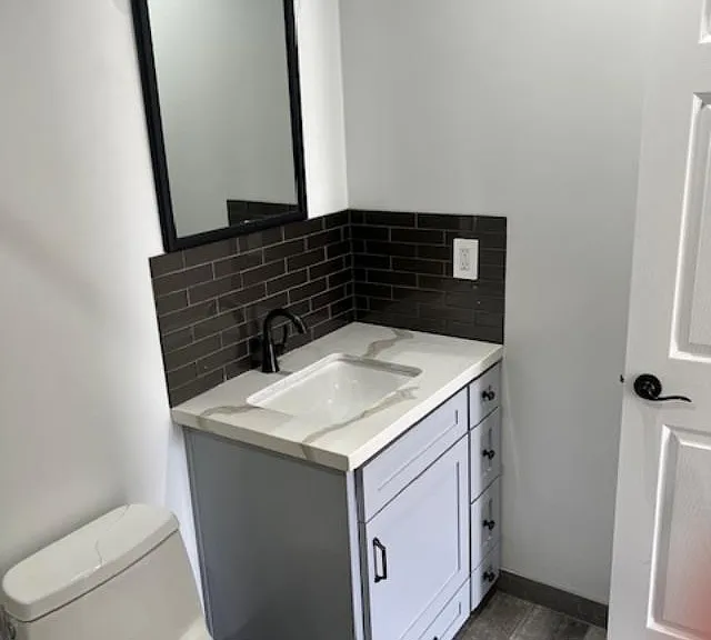 2589 Amanda St #B — Photo 4