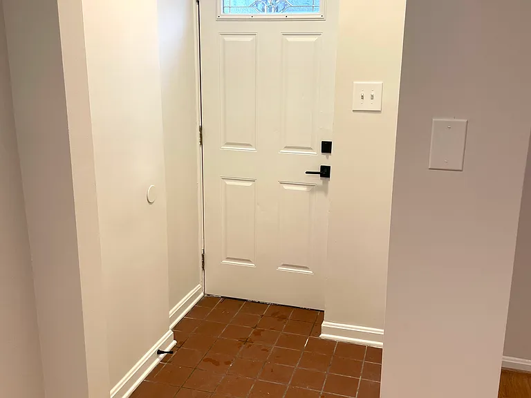 66 Bates St NW #3 — Photo 6