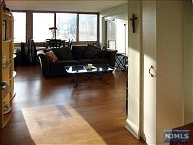 2nd image of 515 Anderson Ave #C002b-2b