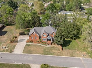 913 Dogwood Dr, Fayetteville, TN 37334