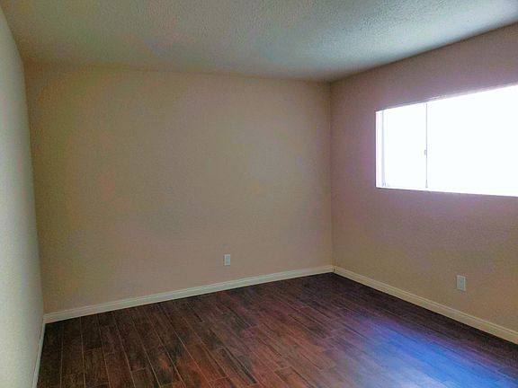 5th image of 1140 Grand Ave APT 2