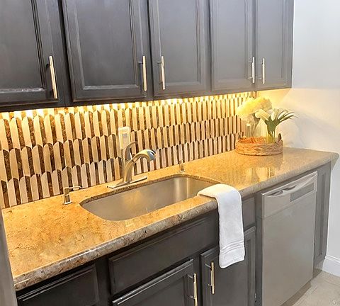 3rd image of 6387 Bay Club Dr APT 1