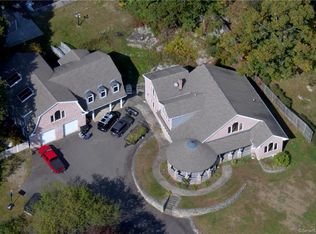 879 Spindle Hill Rd, Wolcott, CT 06716