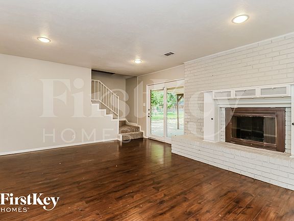 2nd image of 6024 Wormar Ave
